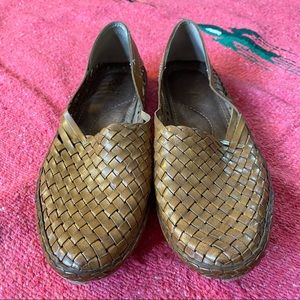 Like MOHINDER Indian Woven Leather Huarache Style Slip-on shoes NWOB 9 10 11
